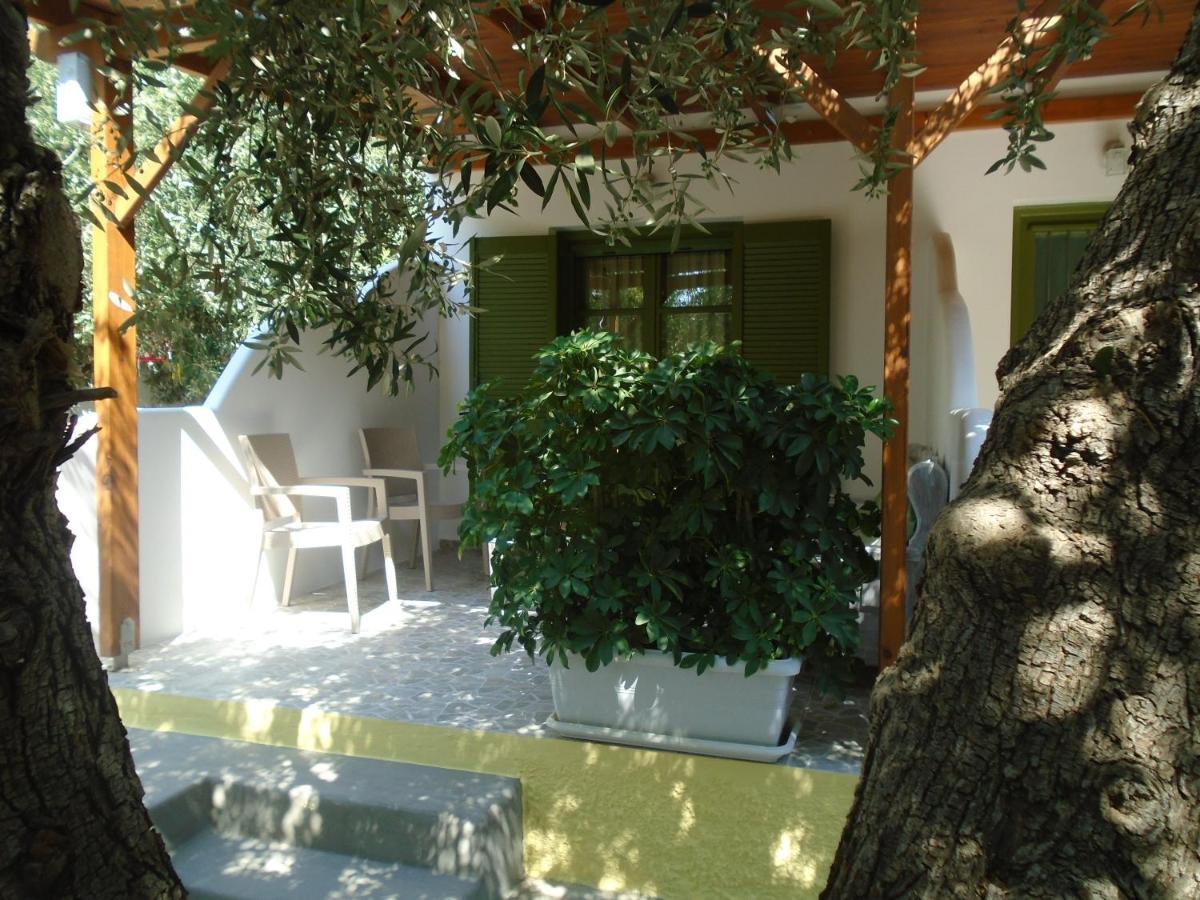 Leros Eleonas Apartments Алинда Екстериор снимка