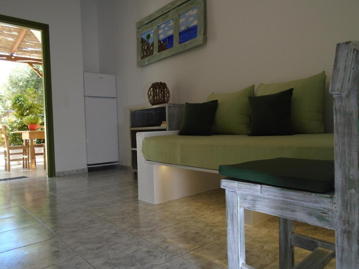 Leros Eleonas Apartments Алинда Екстериор снимка