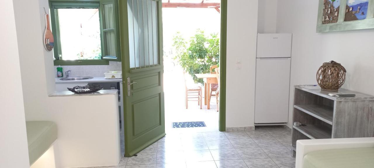 Leros Eleonas Apartments Алинда Екстериор снимка
