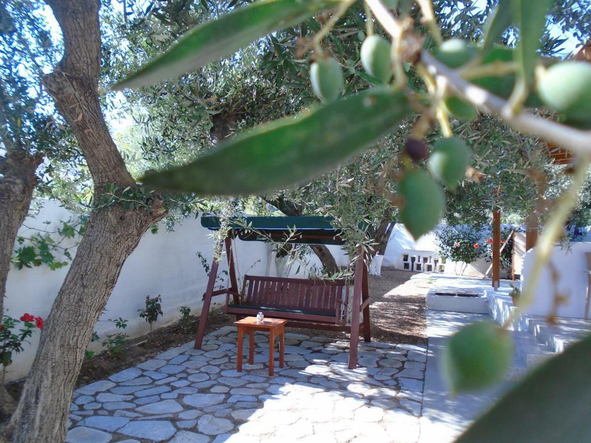 Leros Eleonas Apartments Алинда Екстериор снимка