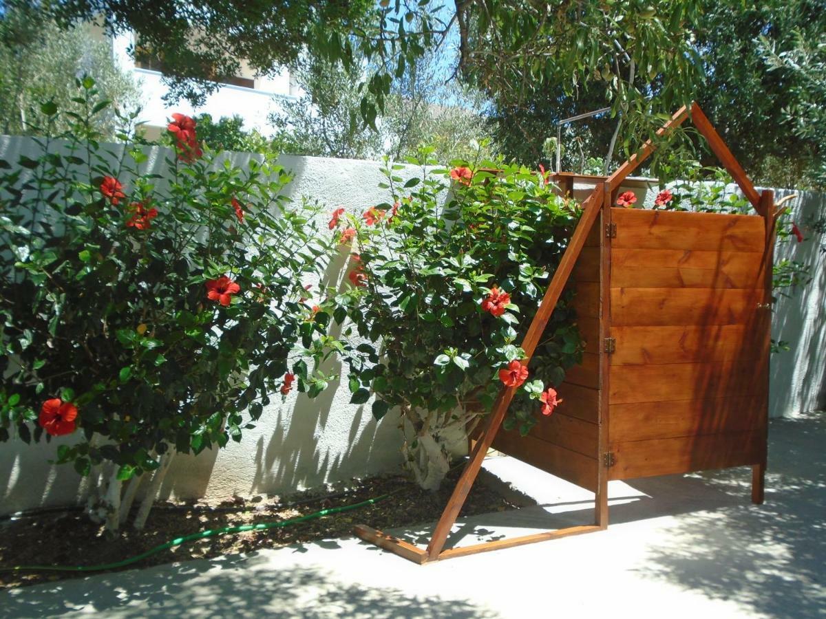 Leros Eleonas Apartments Алинда Екстериор снимка
