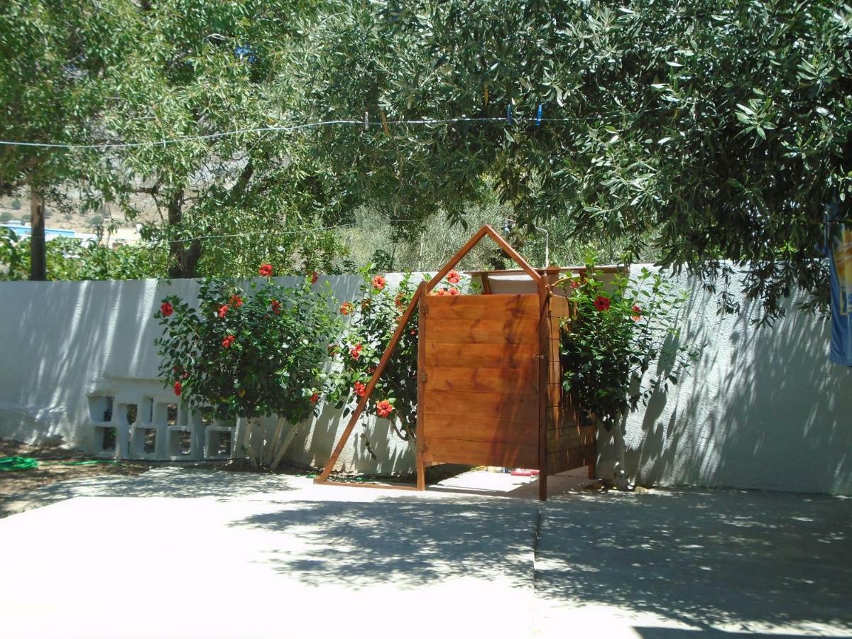 Leros Eleonas Apartments Алинда Екстериор снимка